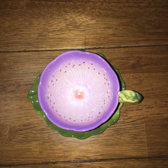 Tea Time Floral Ceramic Teacup & Saucer - Picture 5 of 14